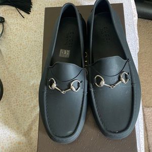 Black Gucci rubber men loafers